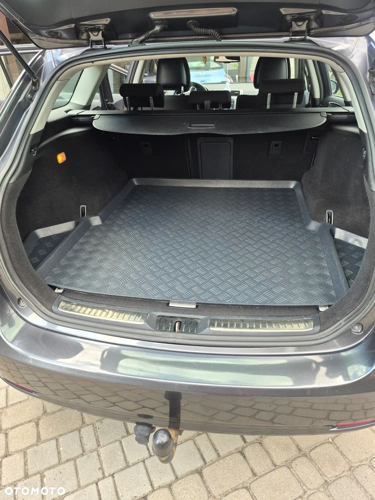 Toyota Avensis 2.2 D-4D Prestige Premium - 9