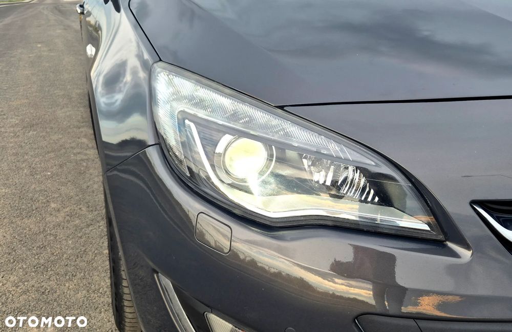 Opel Astra 1.7 CDTI ecoFLEX - 12