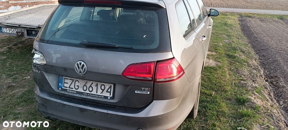 Volkswagen Golf 1.4 TSI (BlueMotion Technology) Comfortline - 4