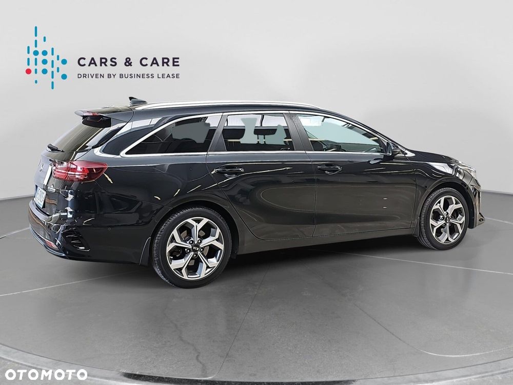Kia Ceed 1.6 CRDi mHEV L DCT - 26