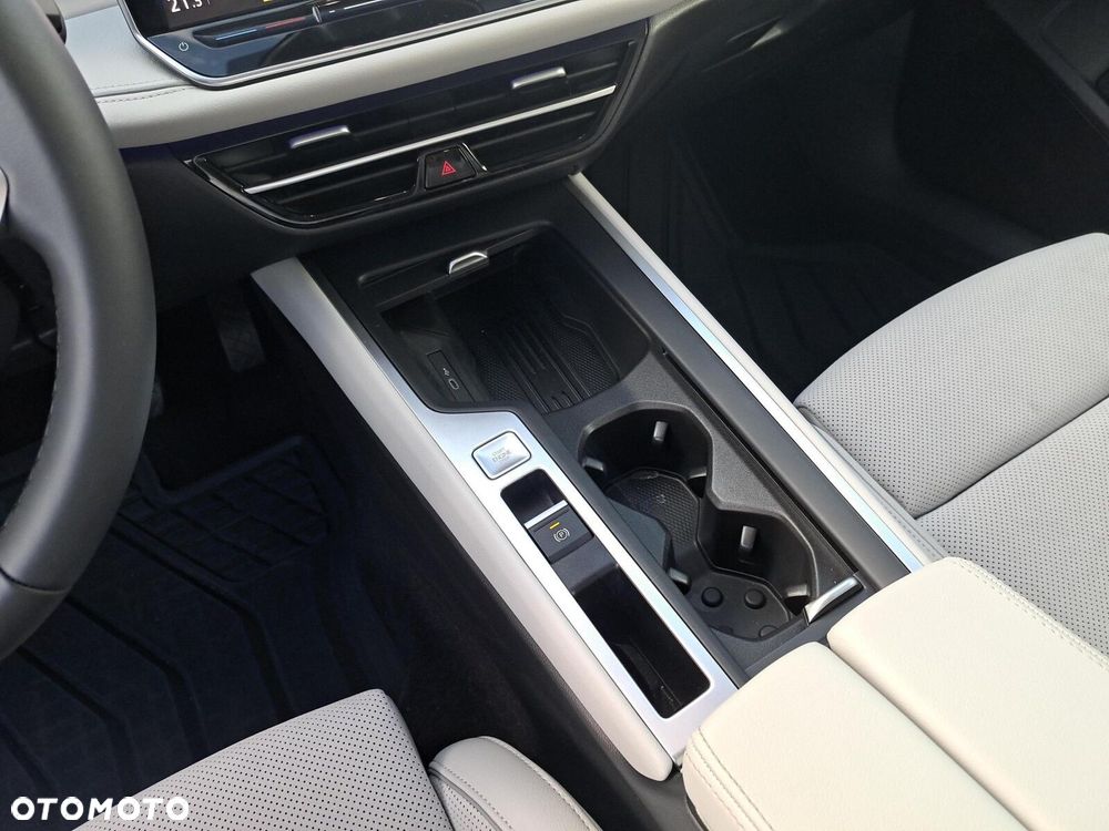 Volkswagen Passat - 22