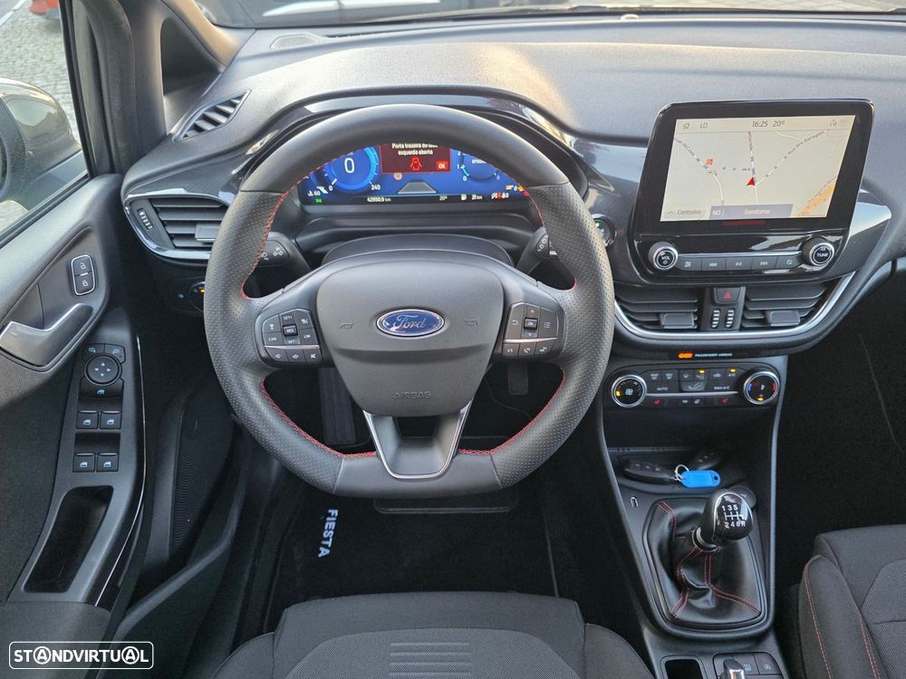 Ford Fiesta 1.0 EcoBoost MHEV ST-Line X - 9
