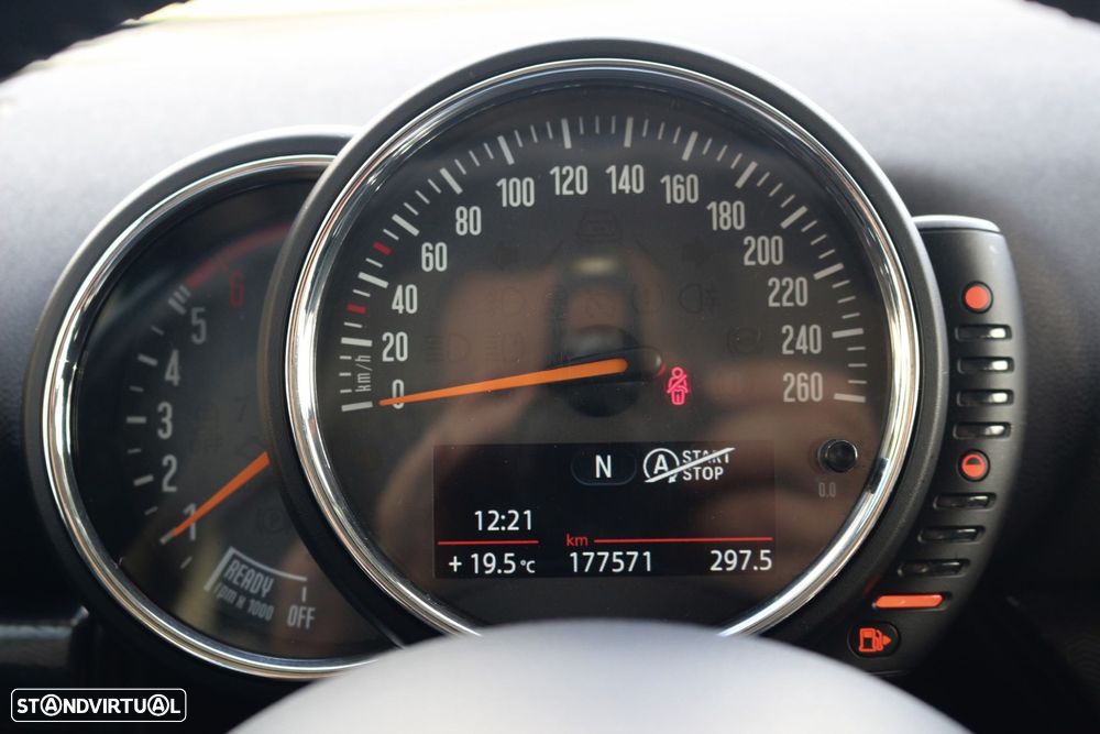 MINI Clubman One D - 27