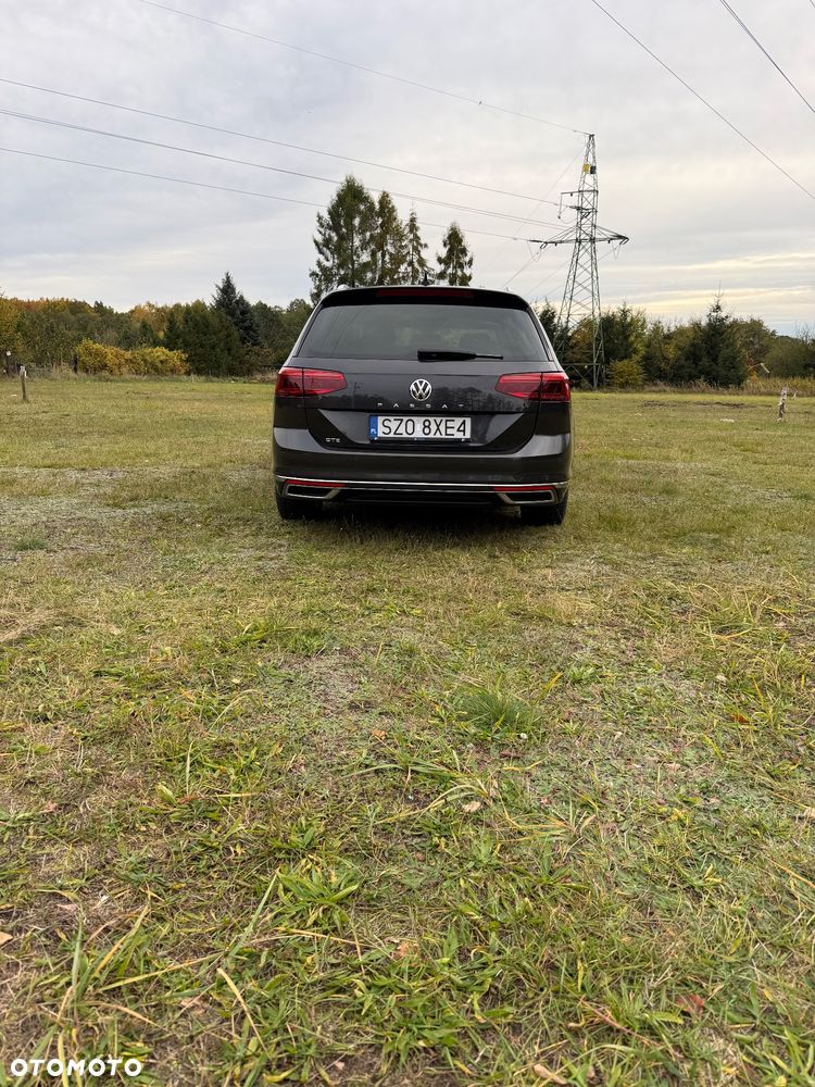 Volkswagen Passat - 3