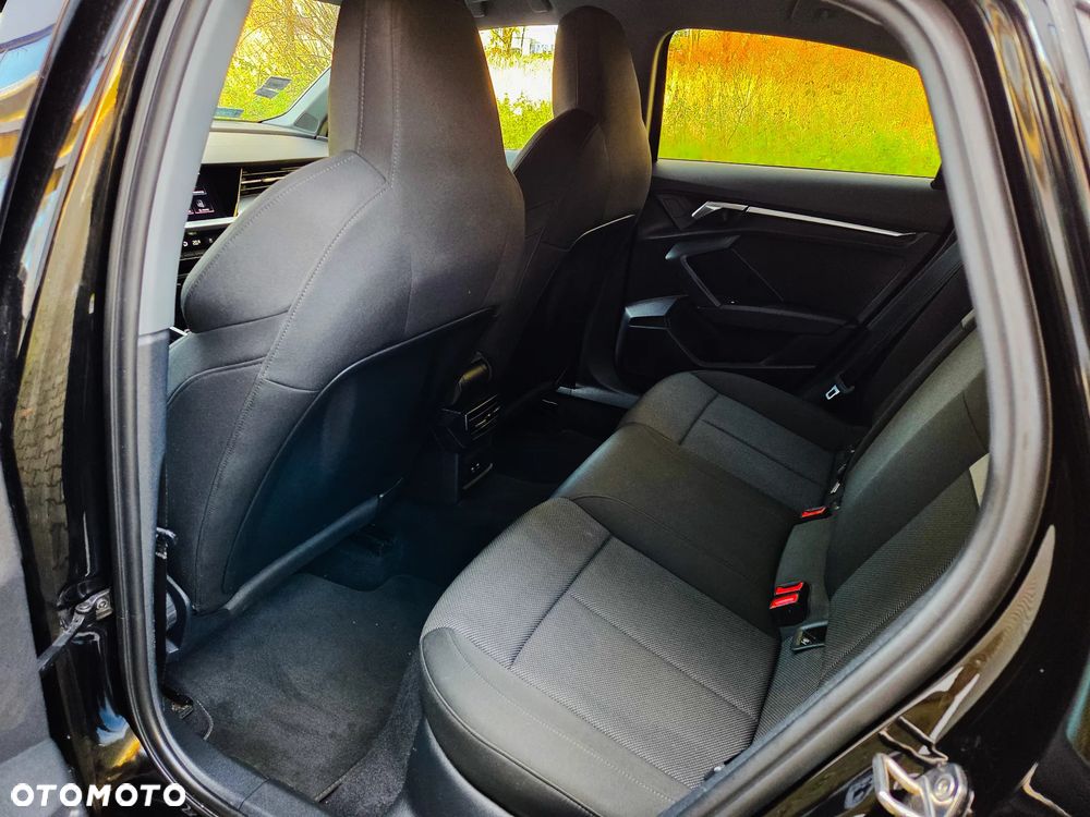 Audi A3 Limousine 35 TFSI S tronic - 36