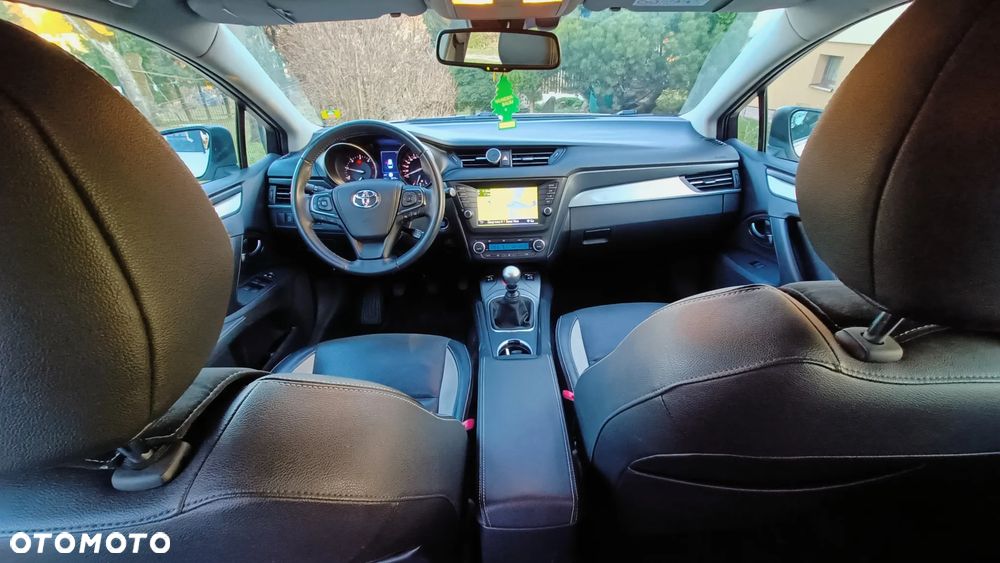 Toyota Avensis Touring Sports 1.6 D-4D Edition S+ - 5