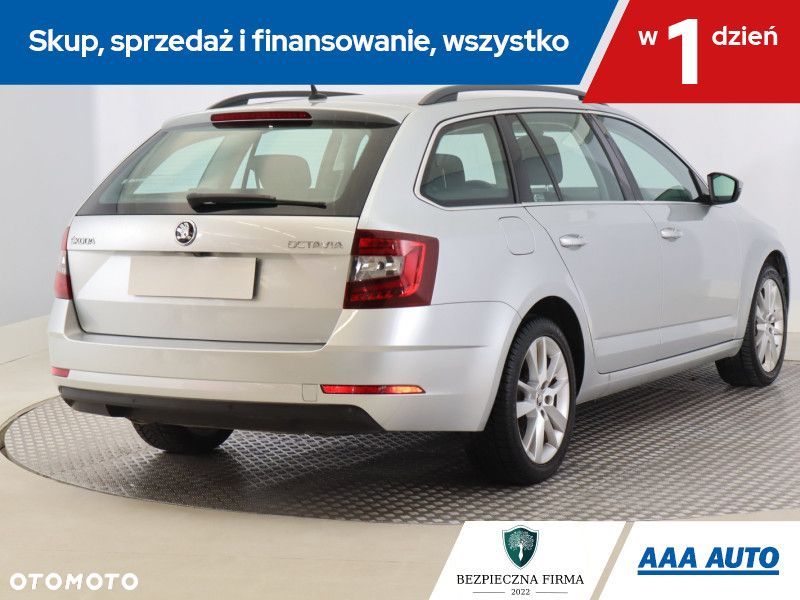 Skoda Octavia - 7