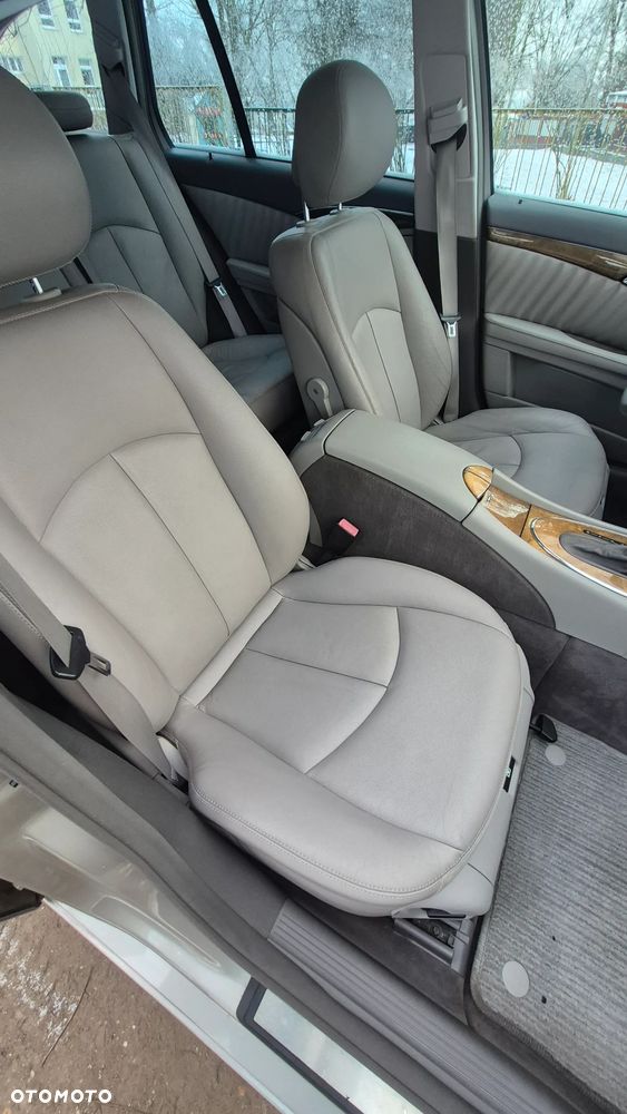 Mercedes-Benz Klasa E - 25