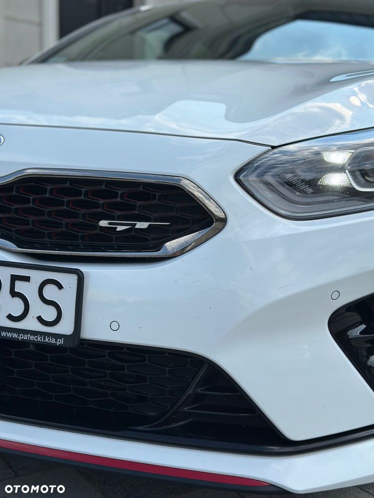 Kia ProCeed 1.6 T-GDI GT DCT - 11