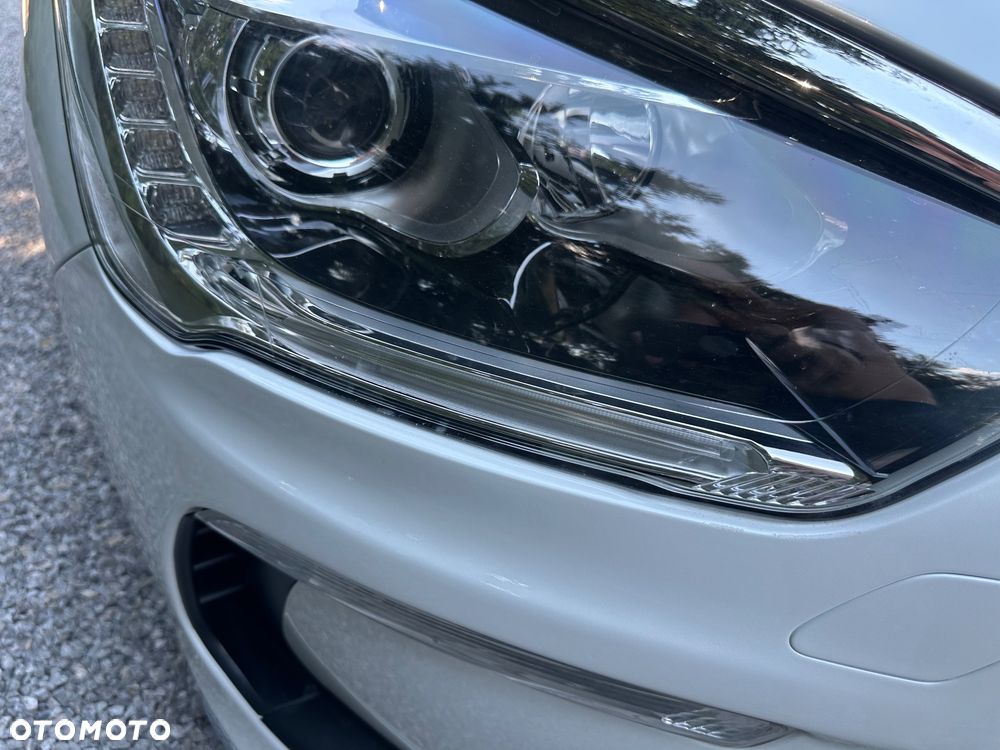 Citroën DS5 THP 155 SoChic - 17
