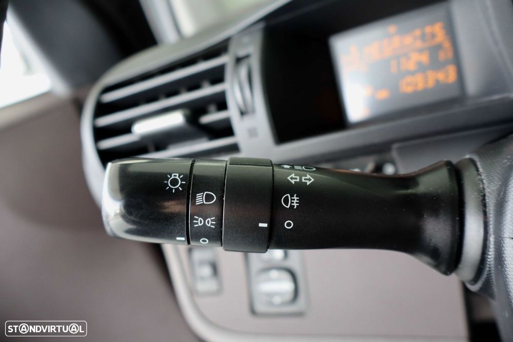 Toyota iQ 1.0 VVT-i Essential - 14