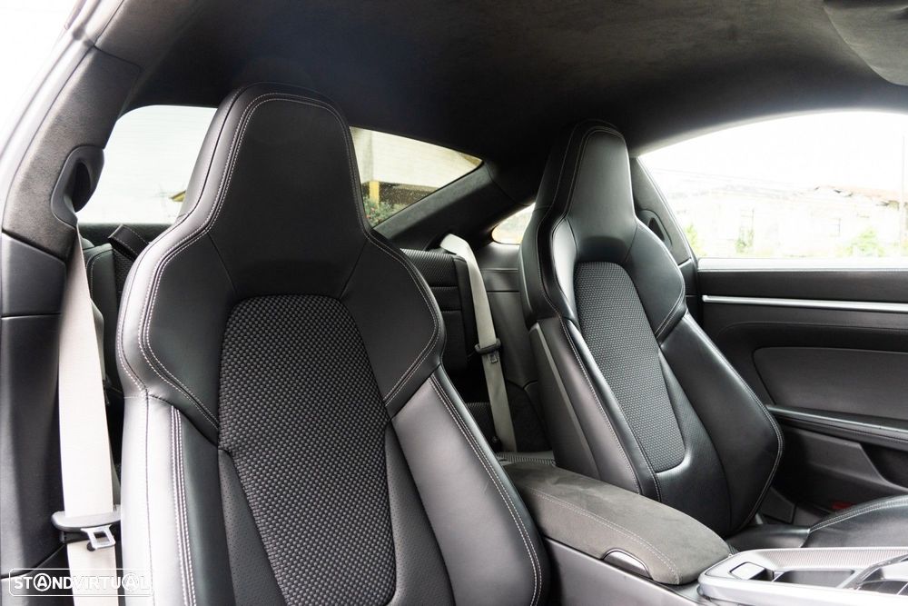 Porsche 911 (992) Carrera 4S PDK - 41