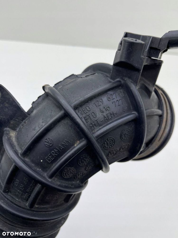 VW TRANSPORTER T5 LIFT RURA PRZEWÓD POWIETRZA INTERCOOLERA 7E0129627 - 3