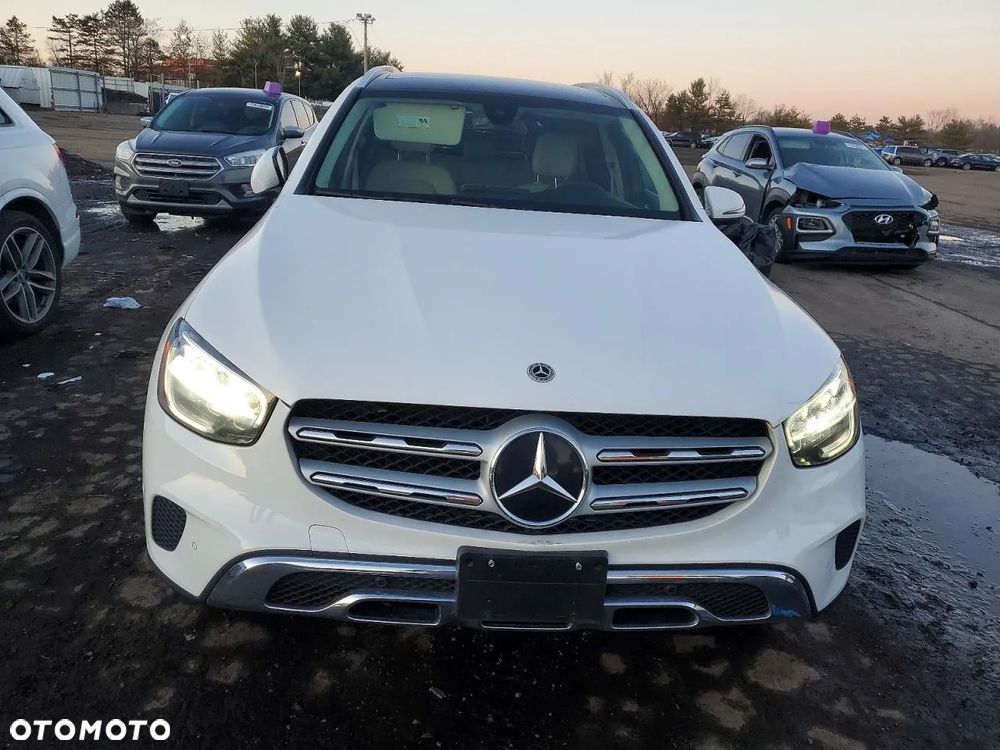 Mercedes-Benz GLC 300 4Matic 9G-TRONIC - 5