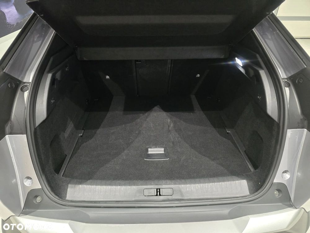 Peugeot 3008 1.2 PureTech mHEV Allure Pack S&S e-DCS6 - 8