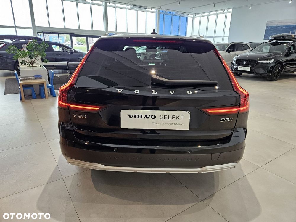 Volvo V90 Cross Country - 7