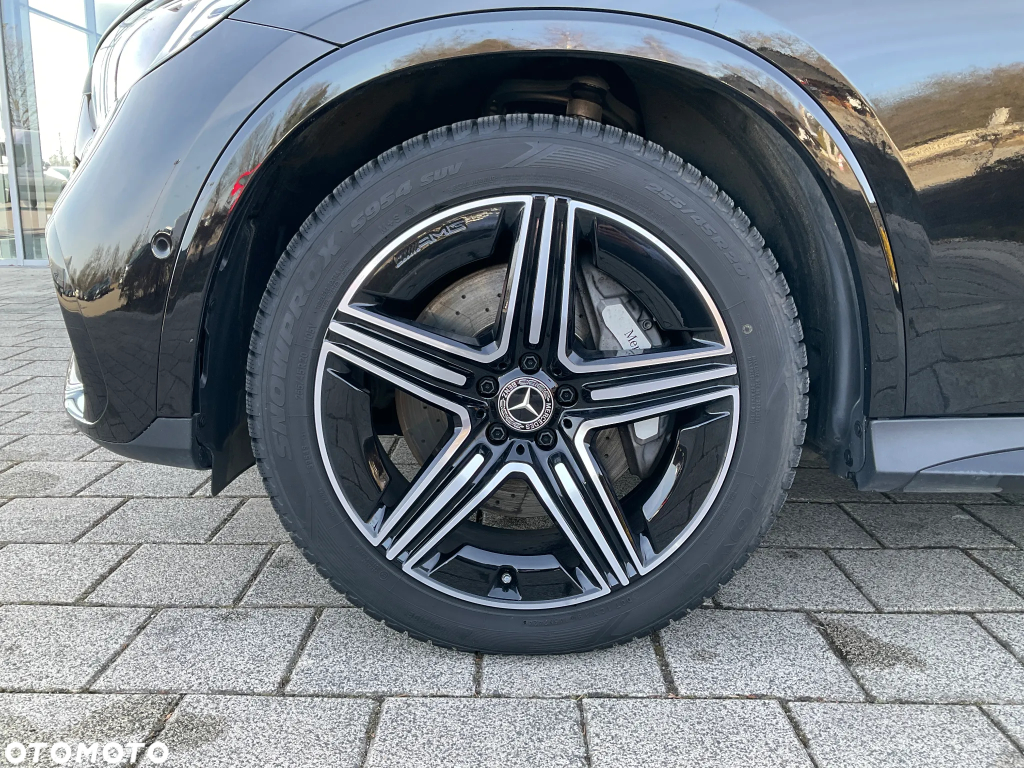 Mercedes-Benz GLC - 21