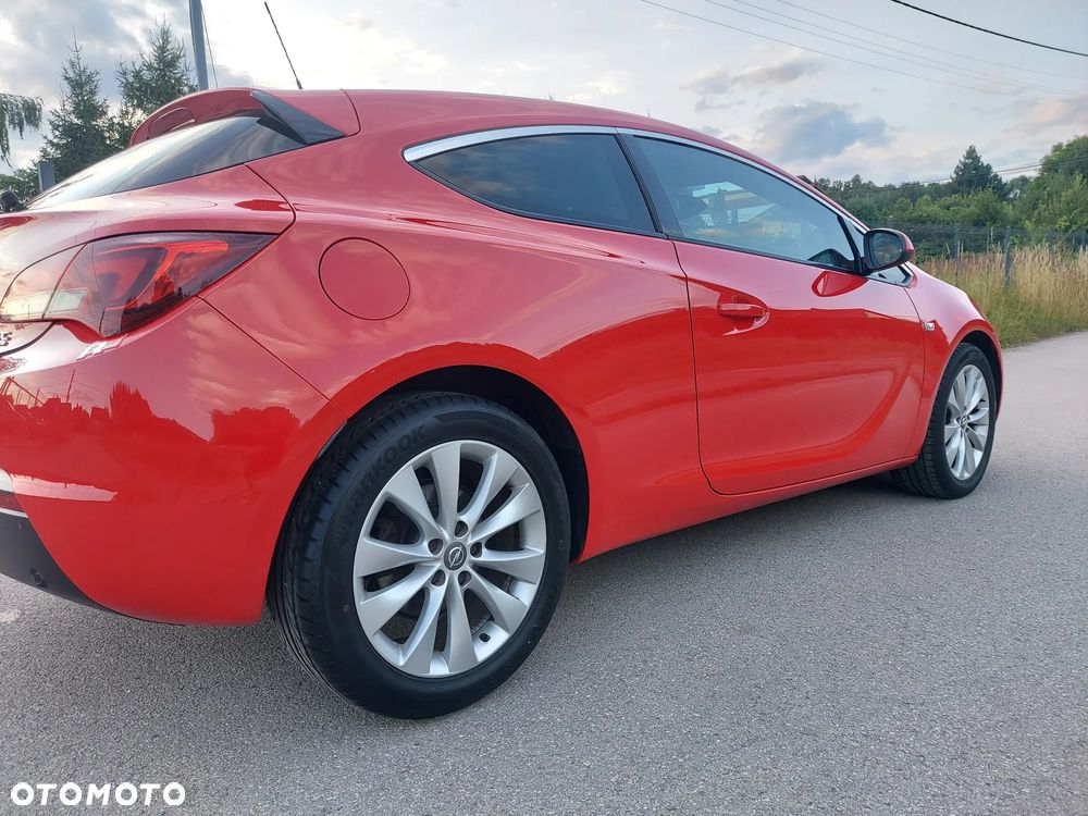 Opel Astra 1.4 Turbo - 11