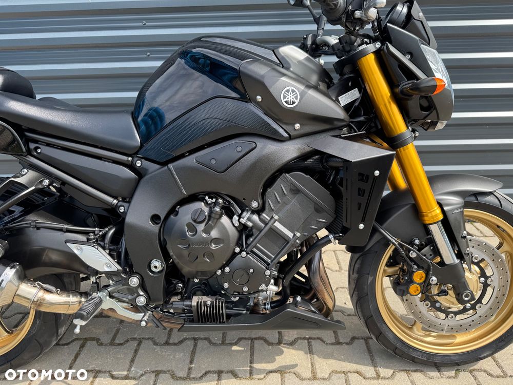 Yamaha FZ8 - 12