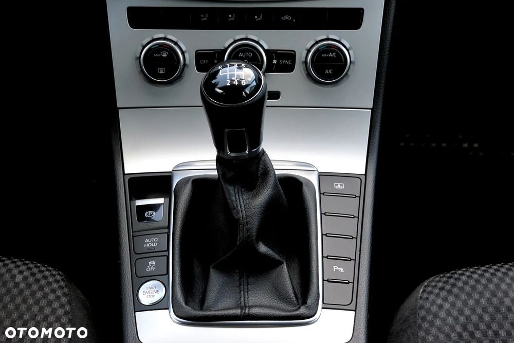Volkswagen Passat 1.4 TSI Trendline - 14