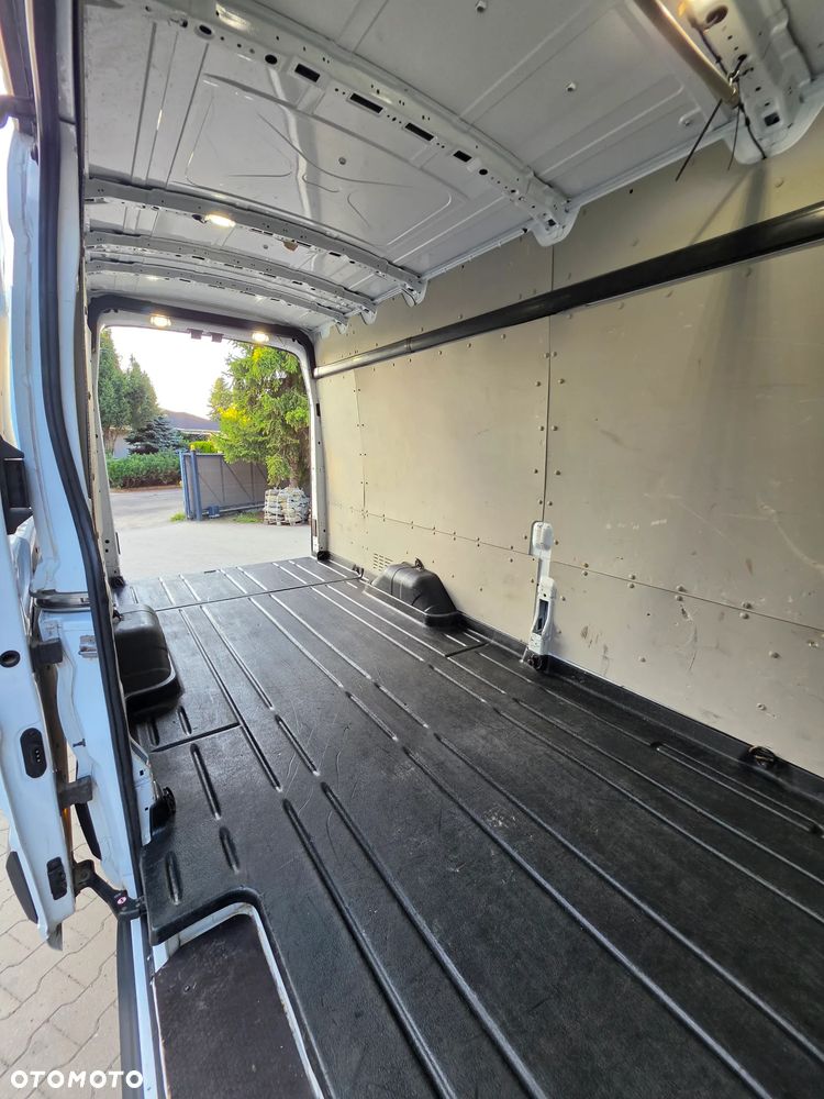 Ford Transit Kombi L3H3 Trend - 17