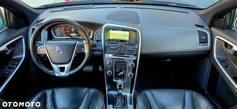 Volvo XC 60 T5 Drive-E R-Design Summum - 35