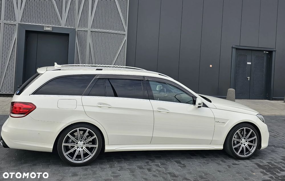 Mercedes-Benz Klasa E 63 AMG T 4Matic AMG Speedshift MCT - 20