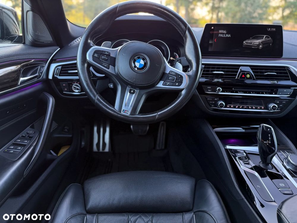 BMW Seria 5 520d xDrive M Sport sport - 9