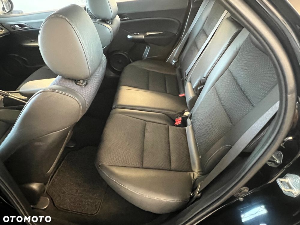 Honda Civic 1.4 i-VTEC Sport Black Edition - 22