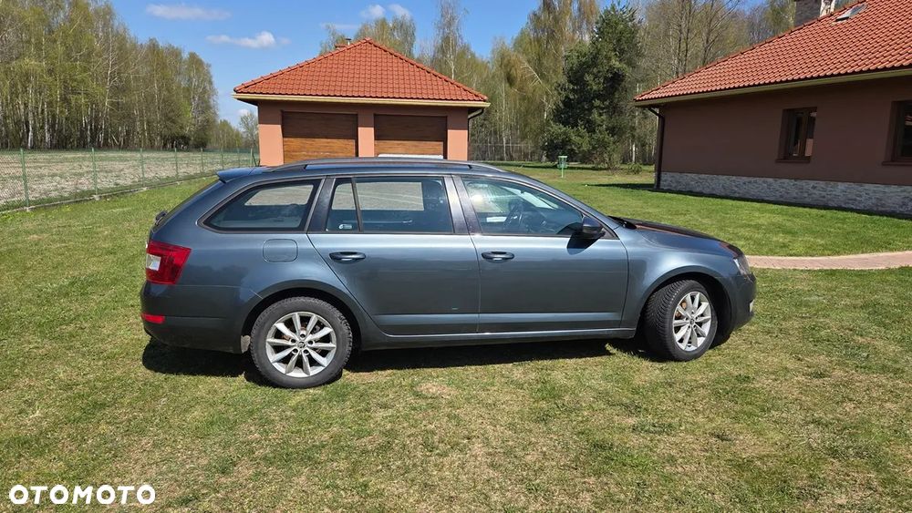 Skoda Octavia 2.0 TDI Style - 6