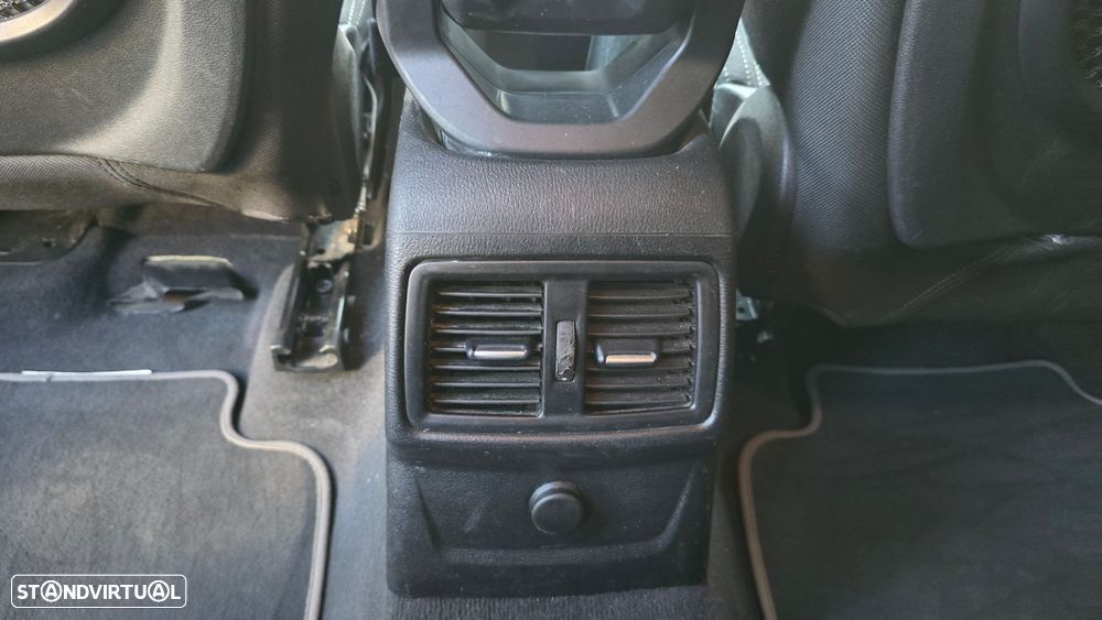 BMW X2 18 i sDrive Advantage - 47