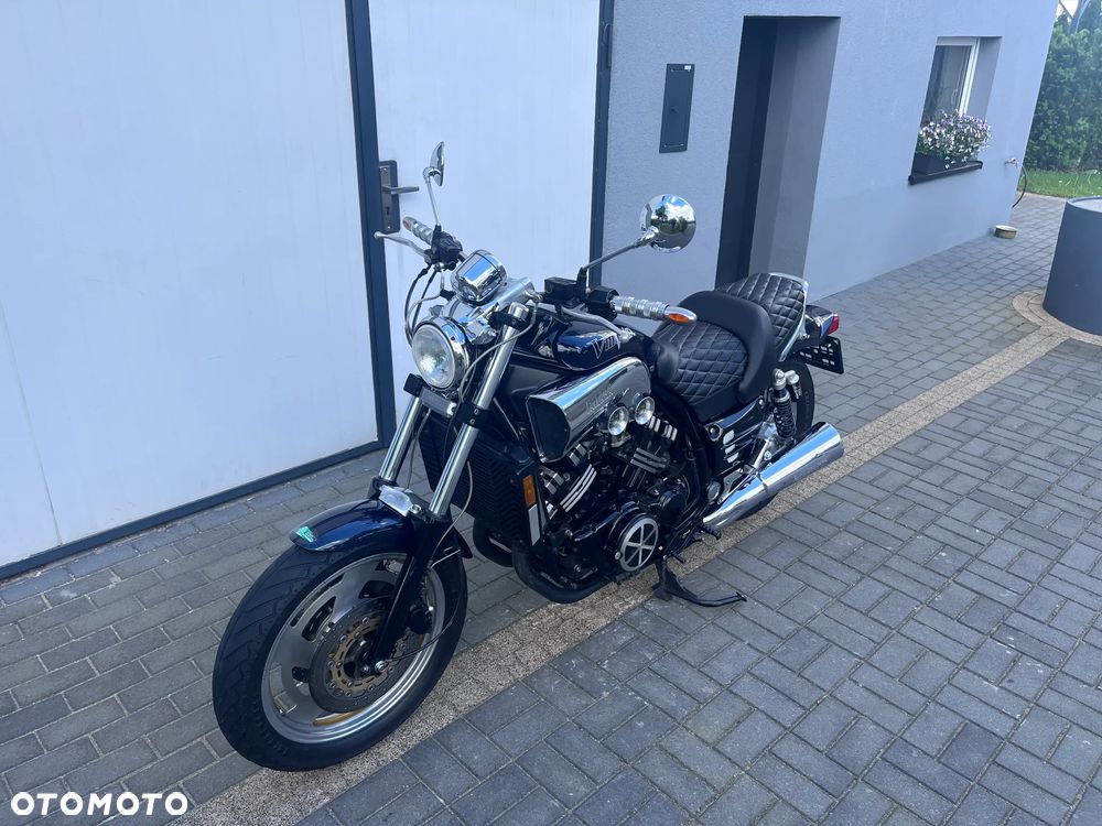 Yamaha V-MAX - 10