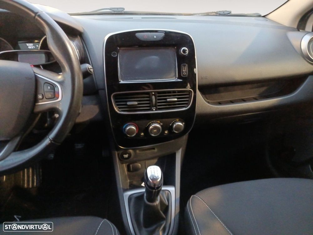 Renault Clio Sport Tourer 0.9 TCe Limited - 11