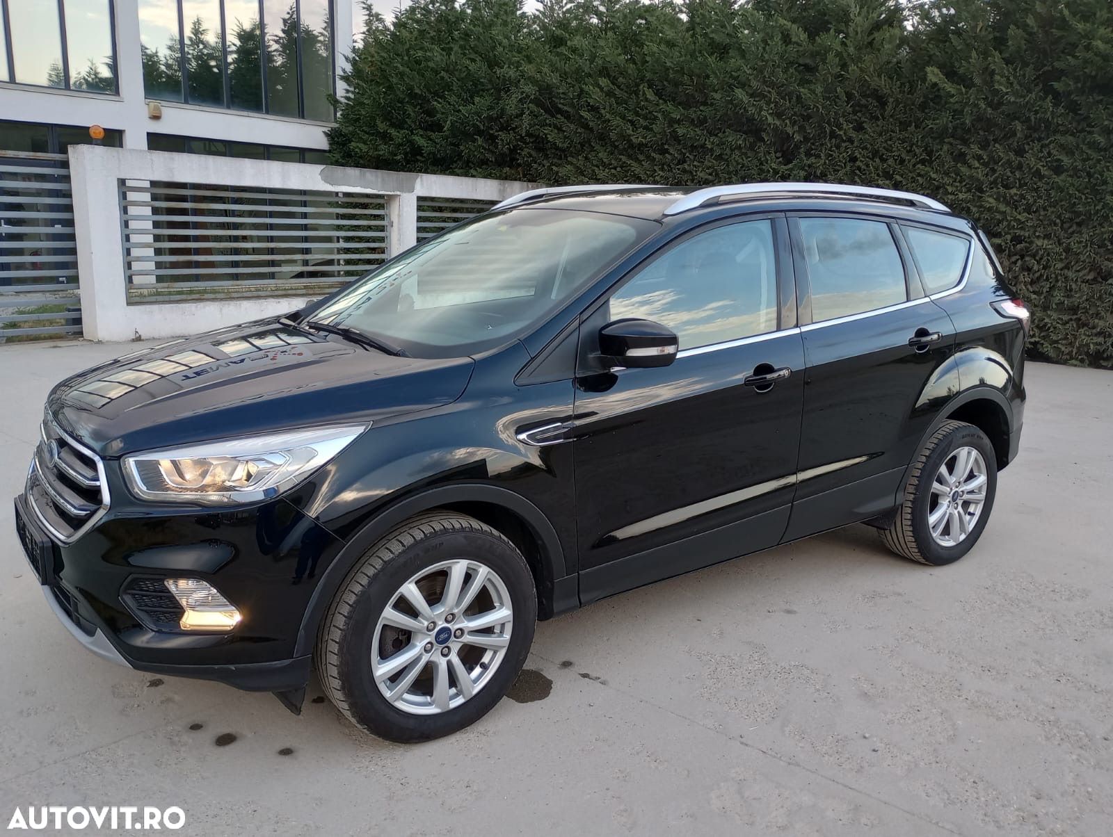 Ford Kuga 2.0 EcoBlue Aut. ST-LINE - 1