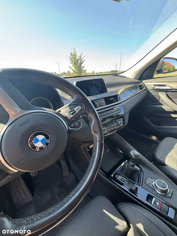 BMW X1 sDrive18i - 10