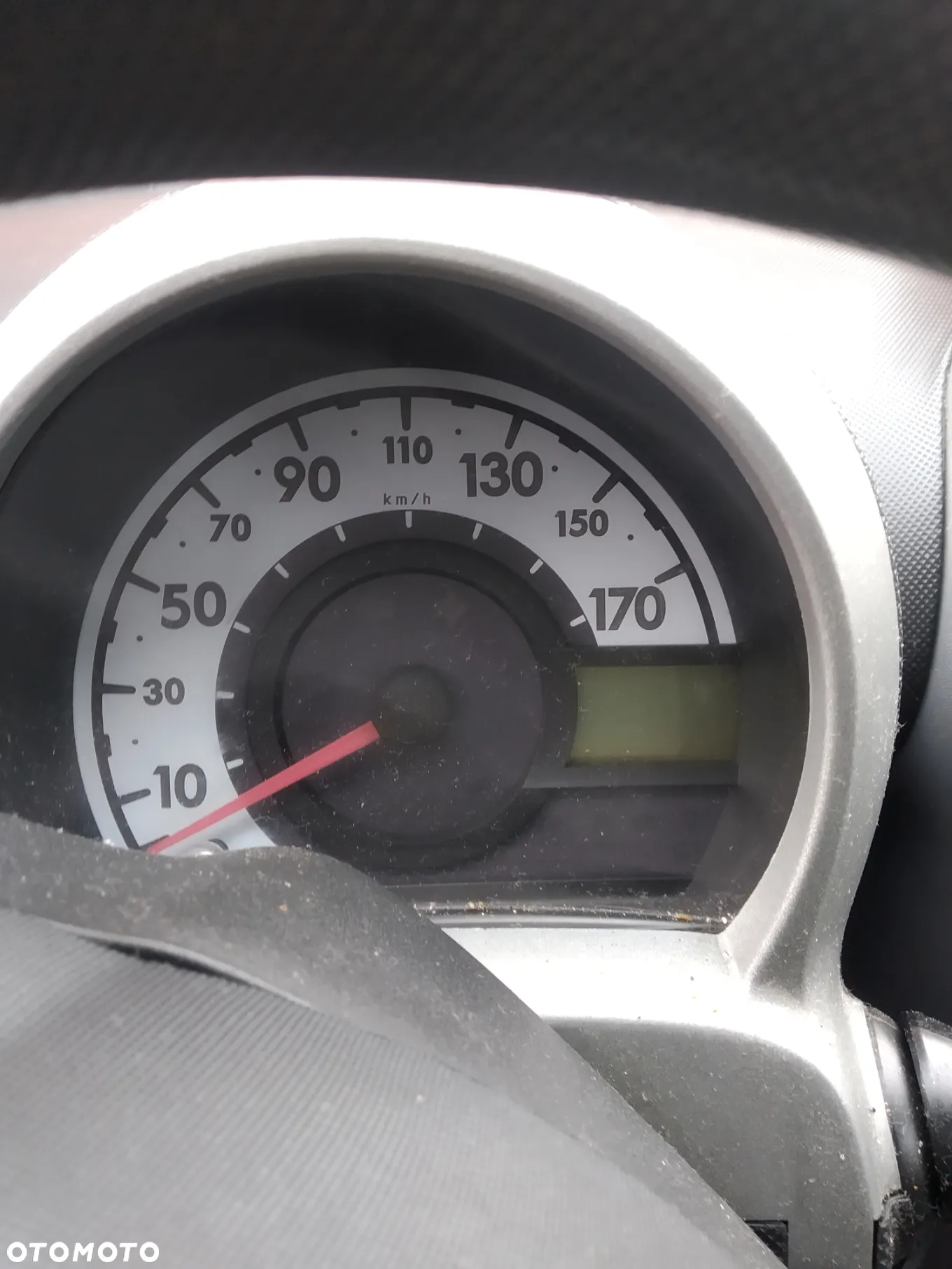 CITROEN C1 05 - 08 1.0 BELKA ZAWIESZENIA PRZÓD TRAWERS - 26