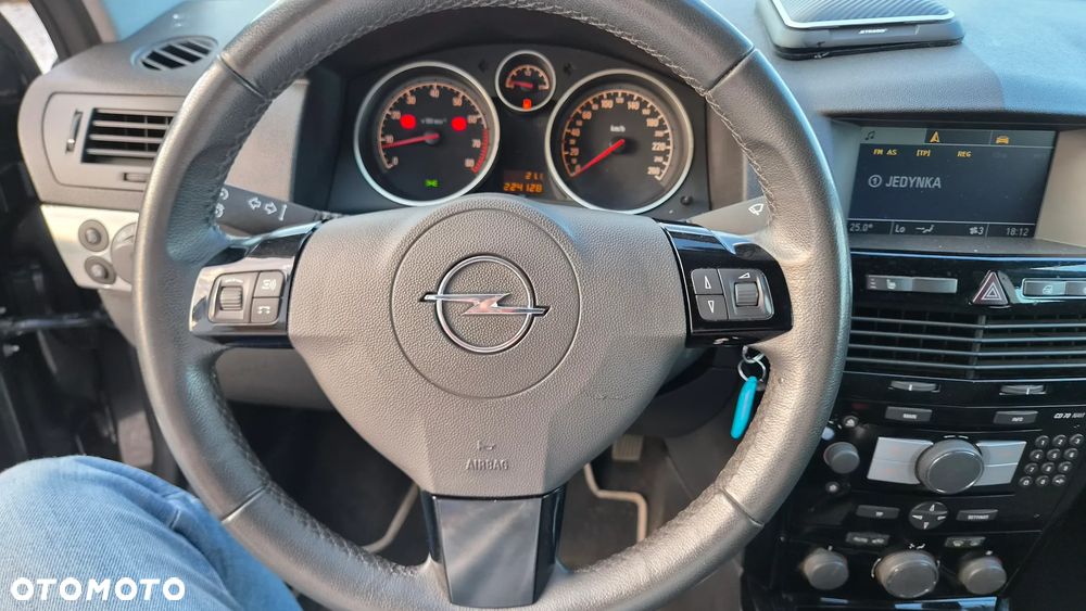 Opel Astra 1.8 NAVI - 20