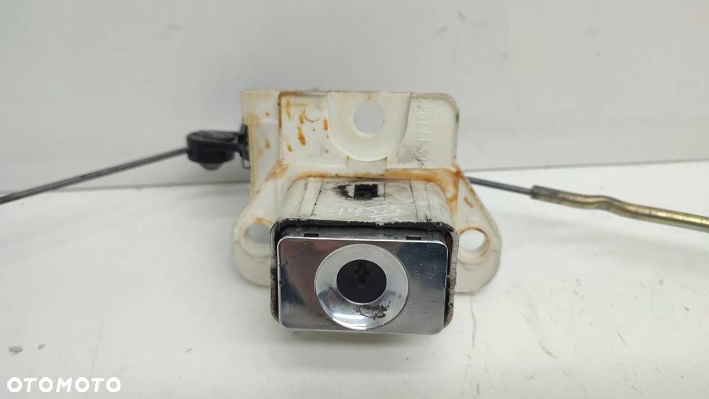 ZAMEK KLAPY BAGAŻNIKA LANCIA ZETA 2000 EU - 2