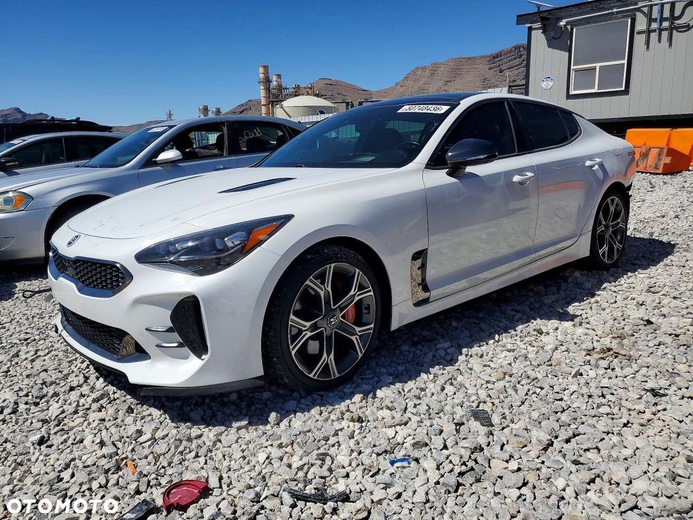 Kia Stinger 3.3 T-GDI AWD GT - 2