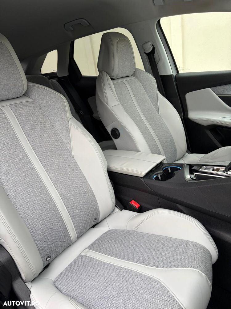 Peugeot 3008 BlueHDi 130 Stop & Start EAT8 Allure - 25