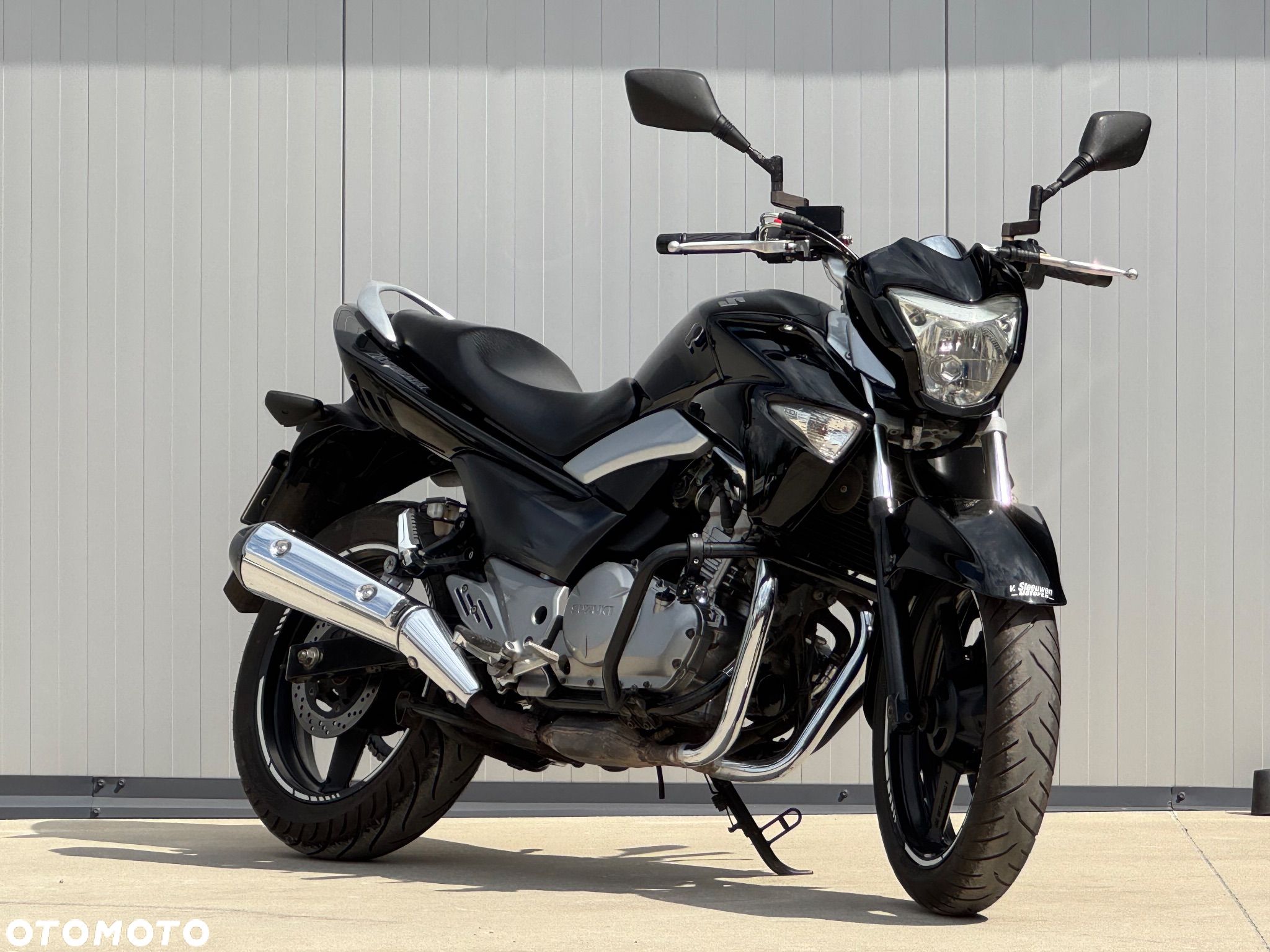 Suzuki GW 250 - 1