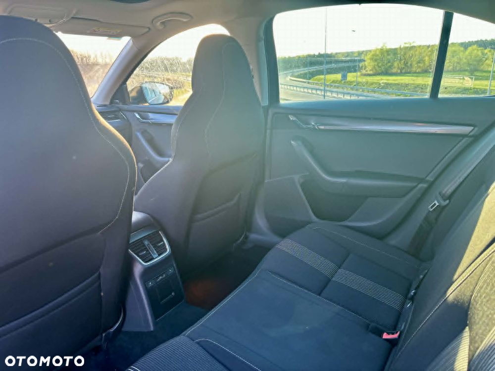 Skoda Octavia 1.6 TDI Ambition DSG - 7
