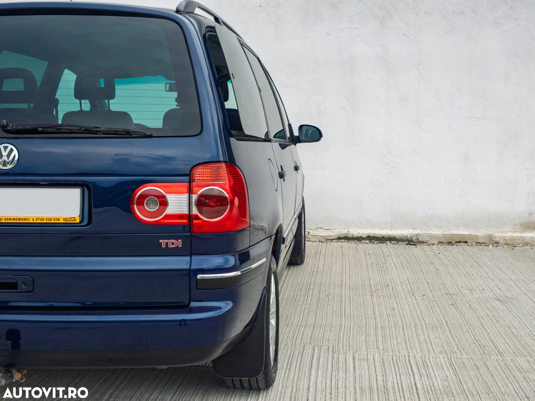 Volkswagen Sharan 1.9 TDI Family - 13