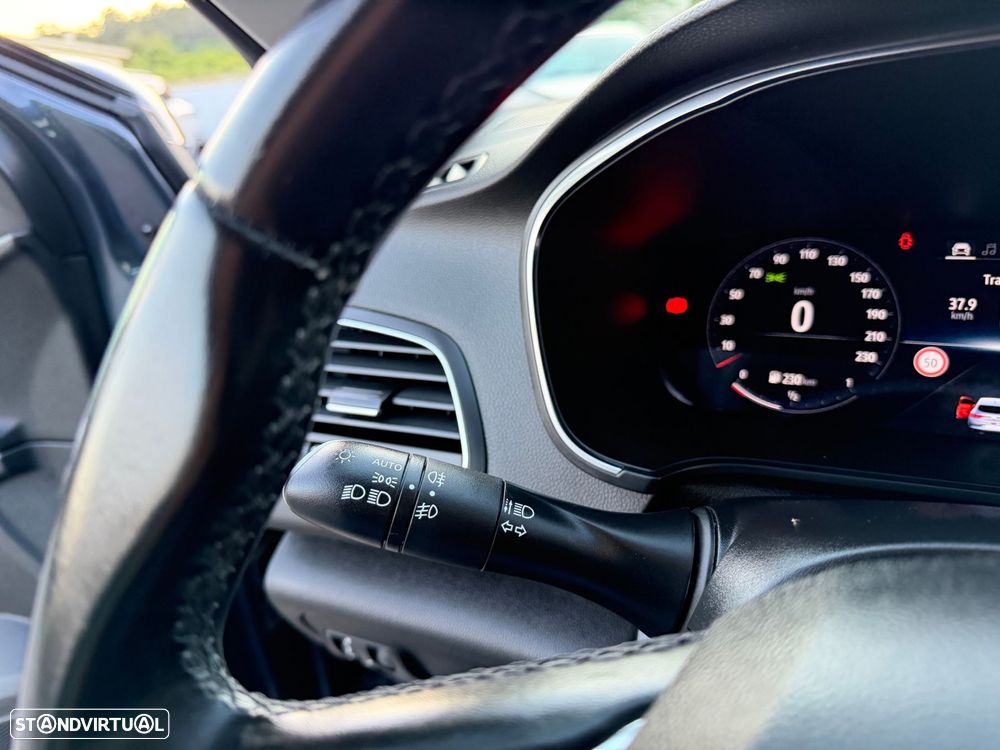 Renault Mégane 1.5 Blue dCi Intens - 29