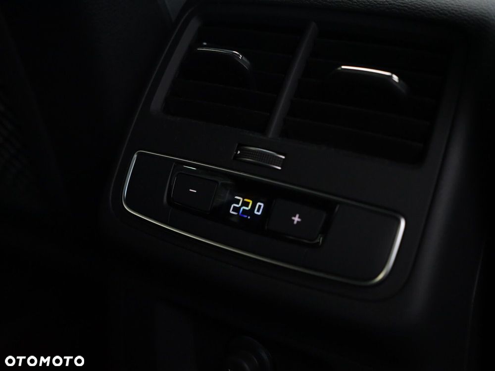 Audi A4 Limousine - 20