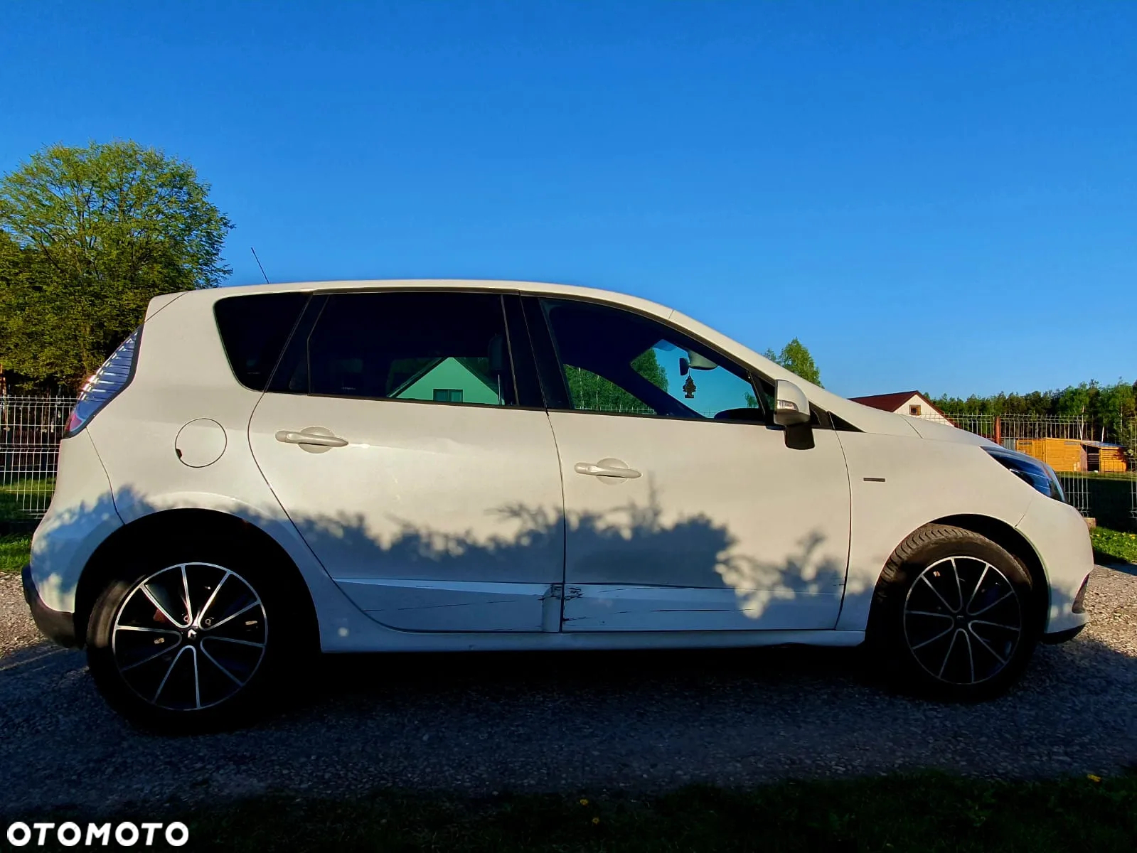 Renault Scenic 1.6 dCi Energy Bose - 6