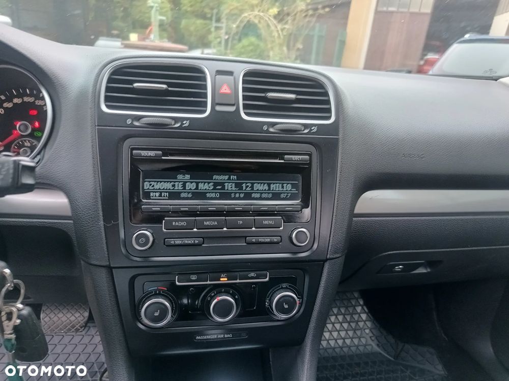 Volkswagen Golf - 18