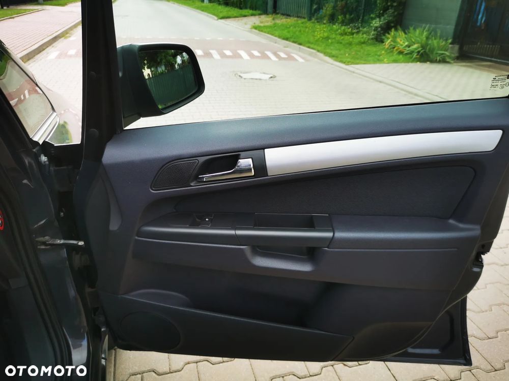 Opel Zafira 1.7 CDTI - 9