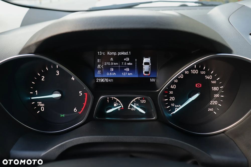Ford Kuga 2.0 TDCi 4x2 Titanium - 23
