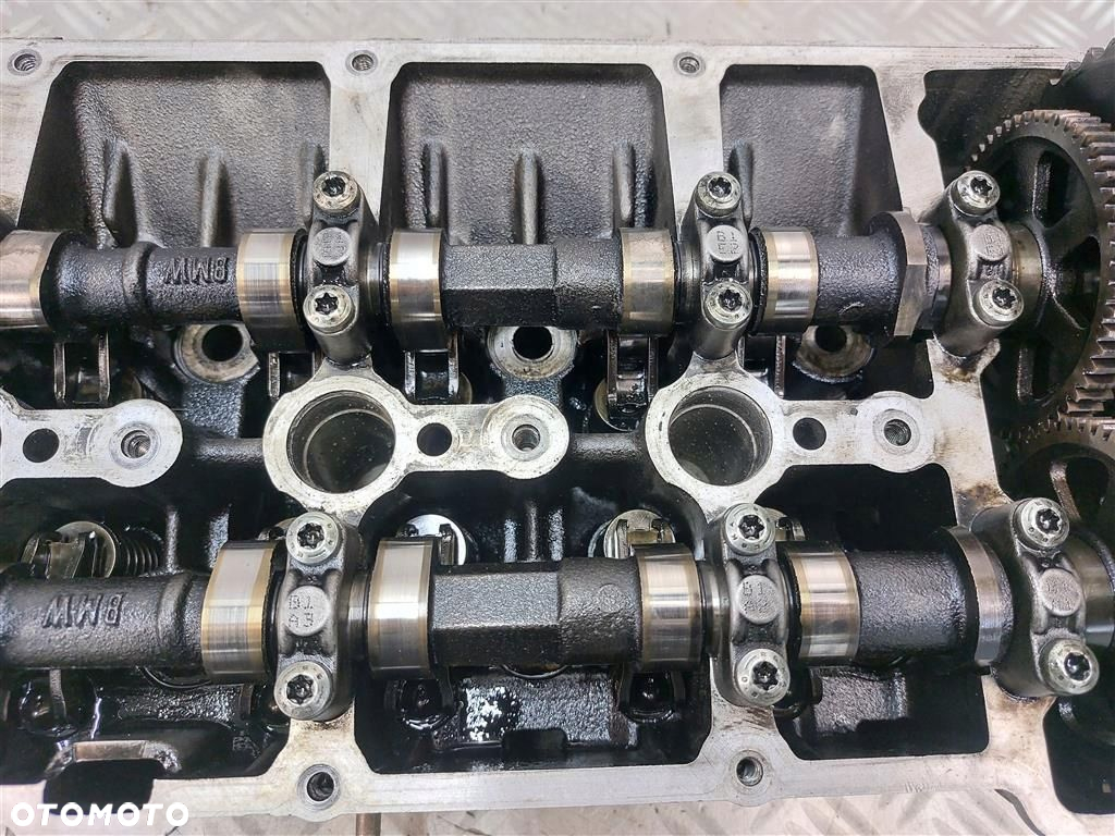 Głowica PRAWA BMW Seria 7 E65/66 4,0 D M67 2248217 224821704 - 16